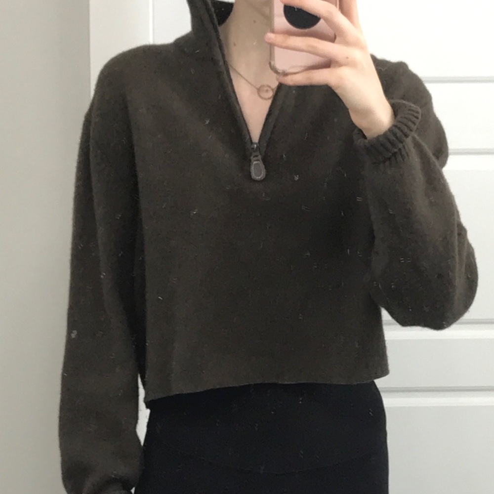 JOS A BANK CROPPED SWEATER